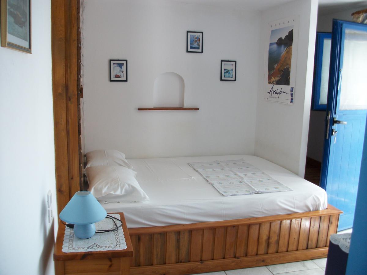 Floras Rooms And Studios Anafi Luaran gambar