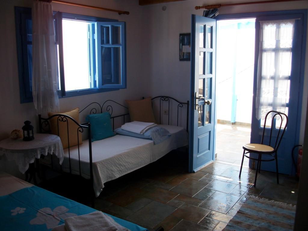 Floras Rooms And Studios Anafi Luaran gambar