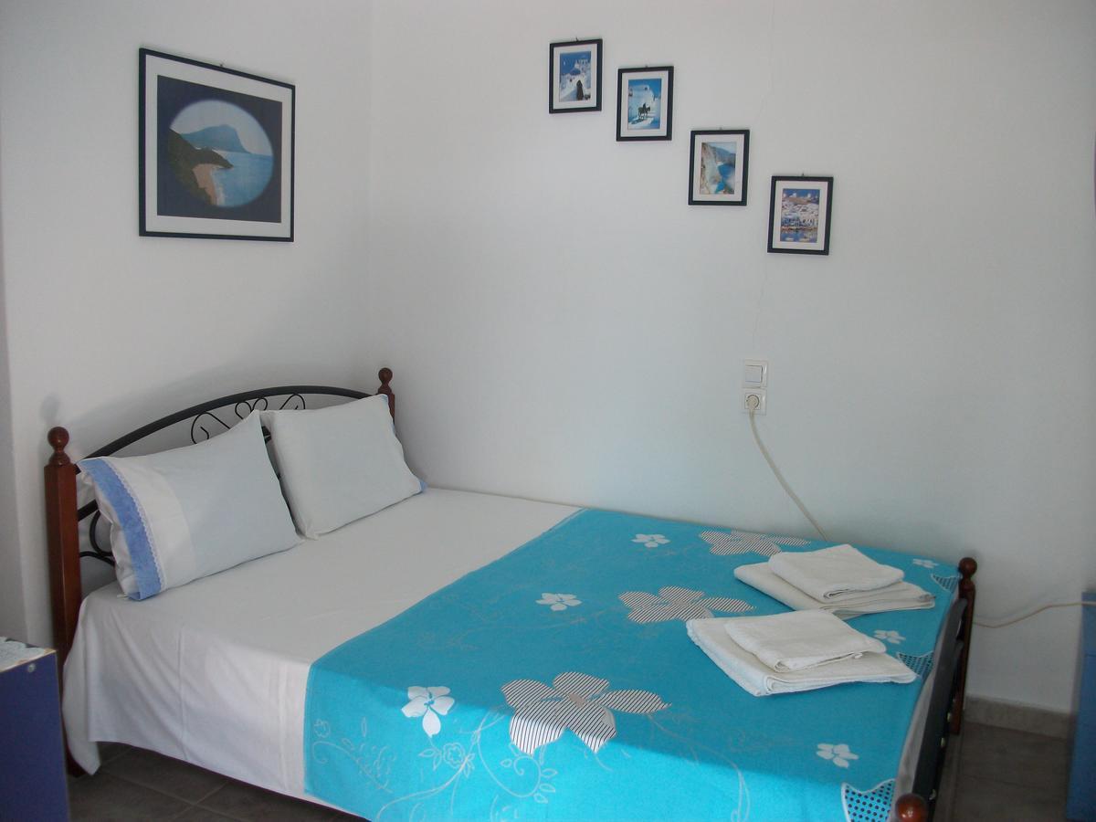 Floras Rooms And Studios Anafi Luaran gambar