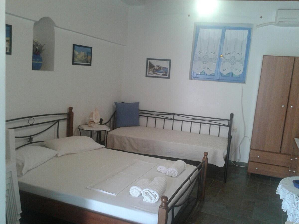 Floras Rooms And Studios Anafi Luaran gambar