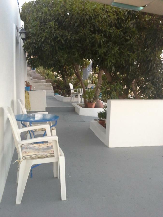 Floras Rooms And Studios Anafi Luaran gambar